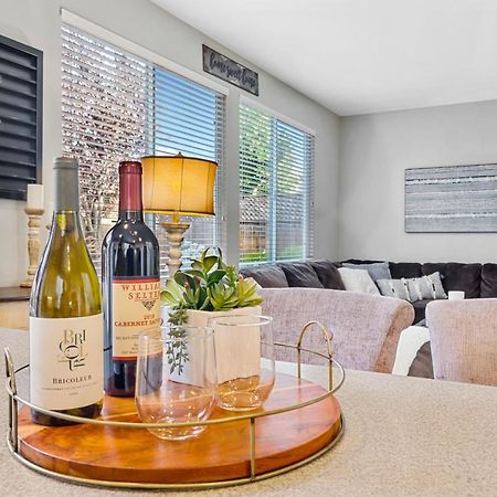 Brand New Listing - Windsor “Winetopia” Getaway エクステリア 写真