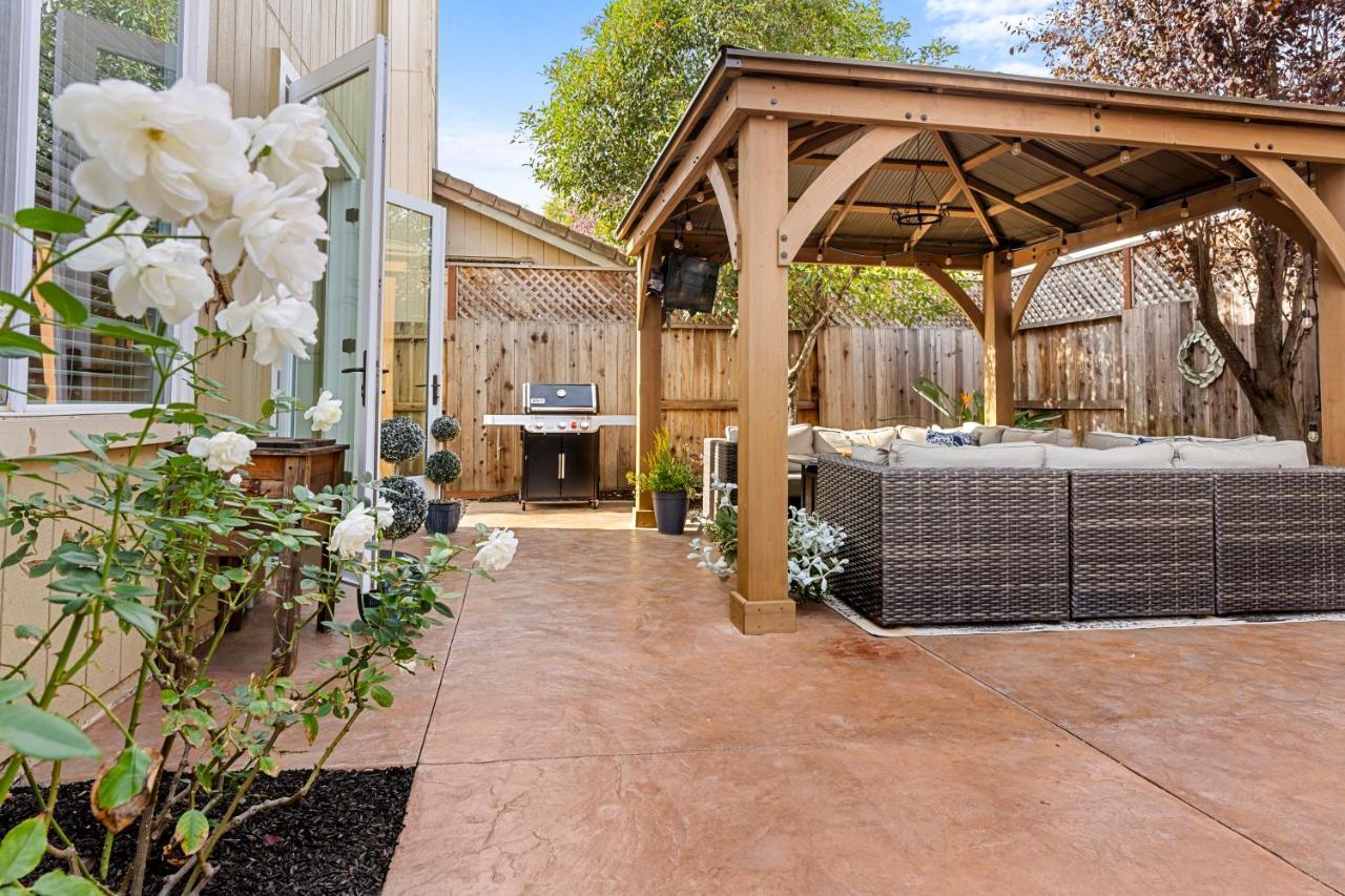 Brand New Listing - Windsor “Winetopia” Getaway エクステリア 写真